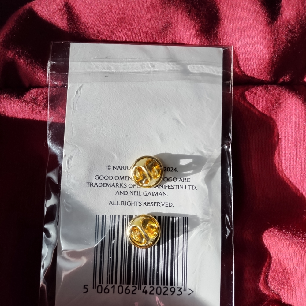 Good omens The Hellhound Enamel Pin #009 - Picture 2 of 2